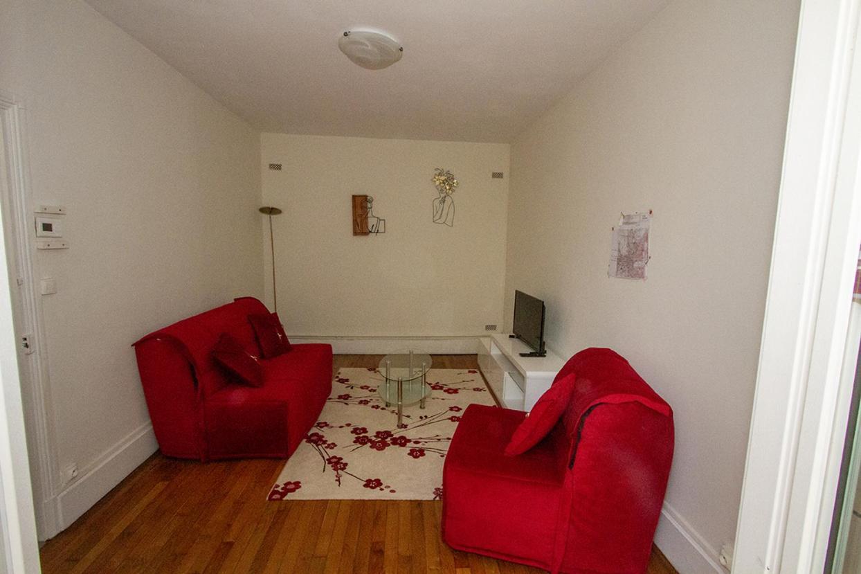 L'Escale Apartment Bourges Luaran gambar